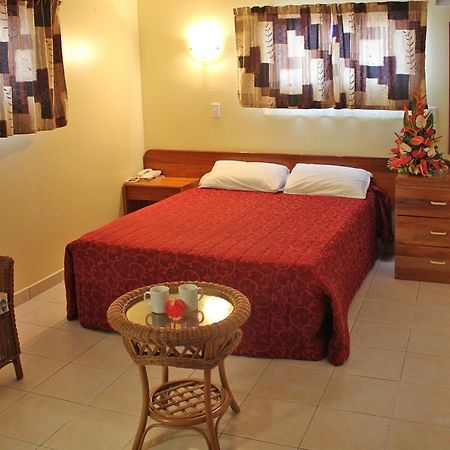 Hotel Elisa Apia Bagian luar foto