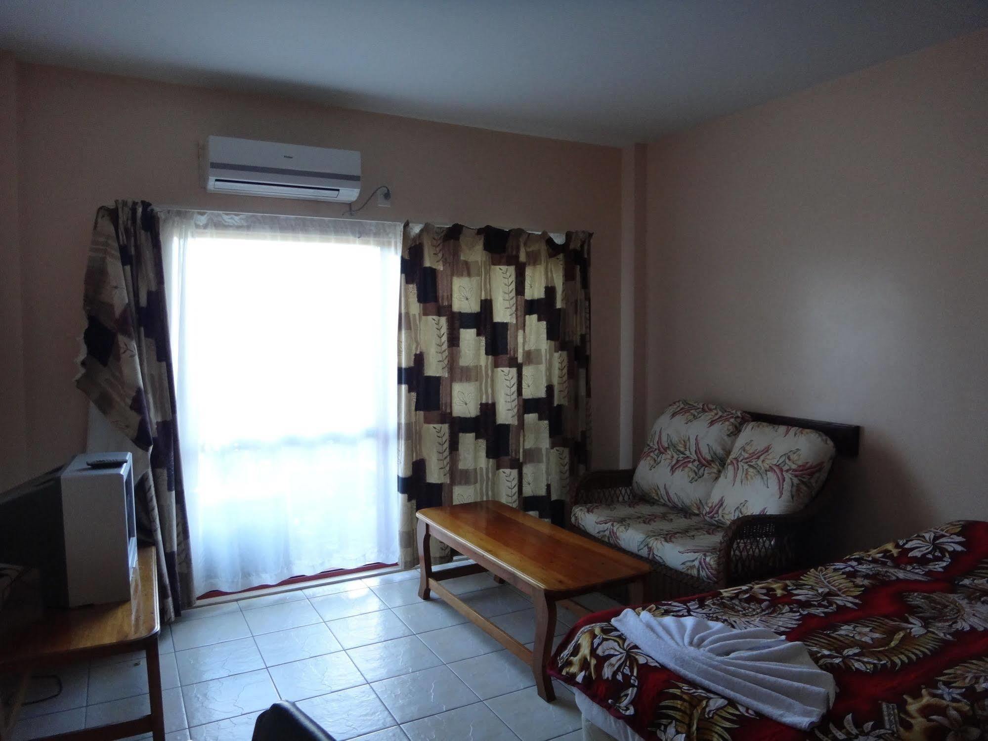 Hotel Elisa Apia Bagian luar foto